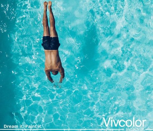 Per la cura delle piscine che siano verniciate a dovere