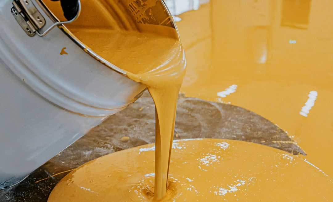 SMALTO ANTIOLIO: PROTEZIONE INDUSTRIALE SUPERIORE Hai bisogno di uno smalto